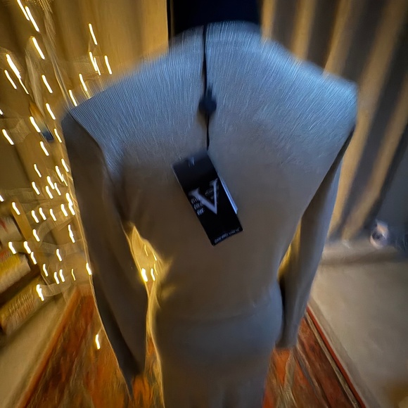 Vertigo Soft Gold Metallic Dress – NWT - Picture 4 of 6